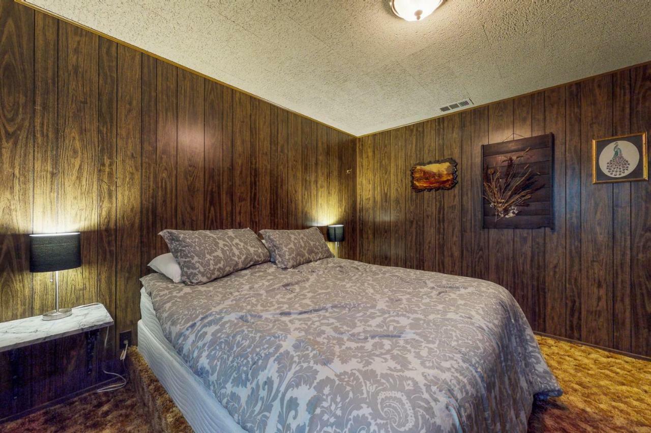 Pond View Lodge シェイバー・レイク エクステリア 写真